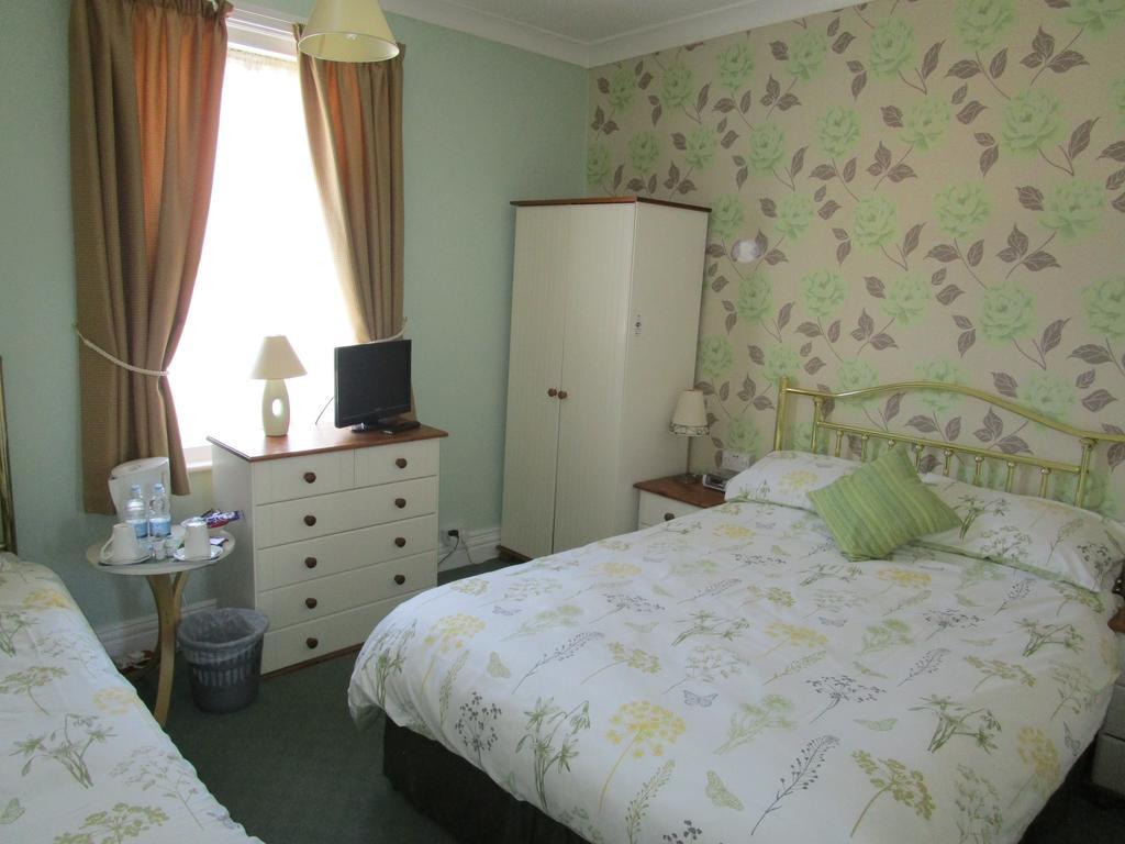 Burlington Quays Bed & Breakfast Bridlington Exterior photo